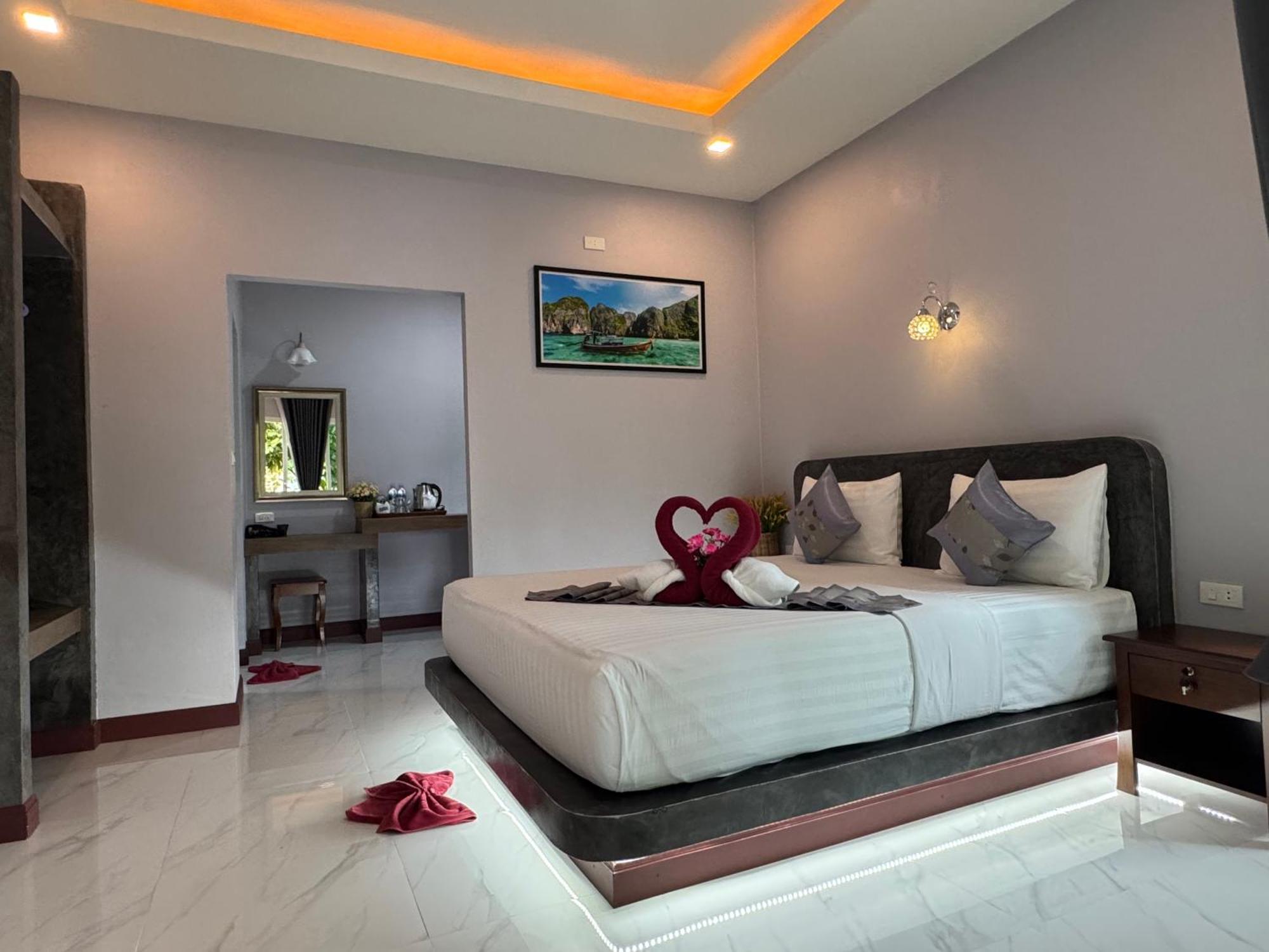 Pana Long Beach Resort - Sha Plus Ko Lanta المظهر الخارجي الصورة