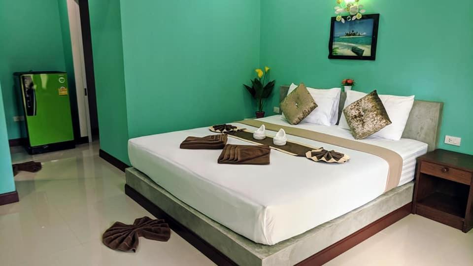 Pana Long Beach Resort - Sha Plus Ko Lanta المظهر الخارجي الصورة